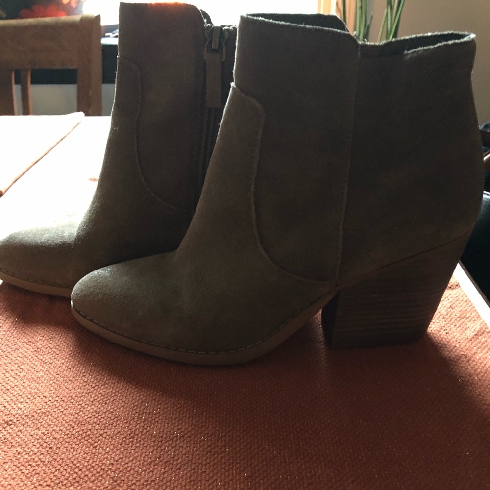 Women’s Ankle Bootie